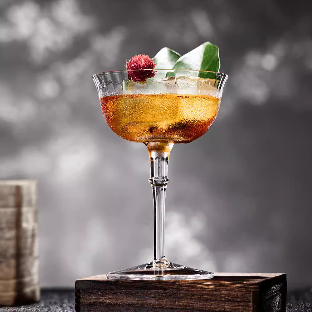 El mundo está borracho sin plomo cristal tallado a mano 150ml taza de cóctel de boca ancha taza de martini seca taza de champán