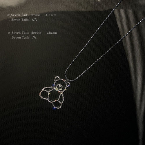 Sweet and Cool Bear! Necklace for Women, Fashionable and Versatile, 2025 Trendy, Ins Hip-Hop Cool Style, Couple's Necklace for Men