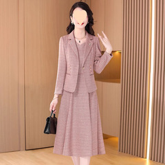 喜婆婆连衣裙两件套2025秋冬新款洋气妈妈合西装外套婚宴套装裙子