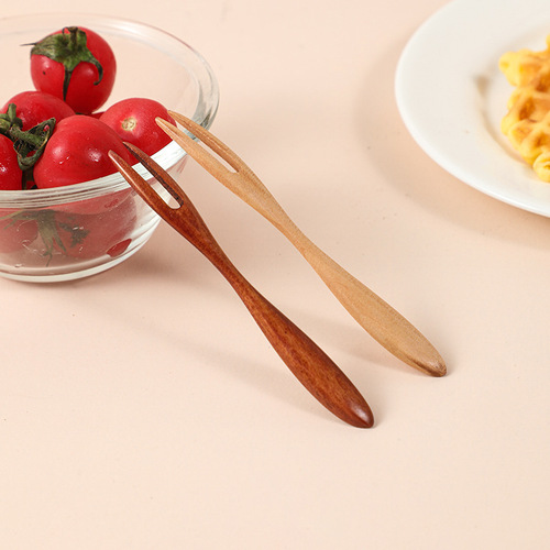 Best-selling Japanese creative two-prong wooden fruit fork, dessert fork, wooden tableware factory wholesale