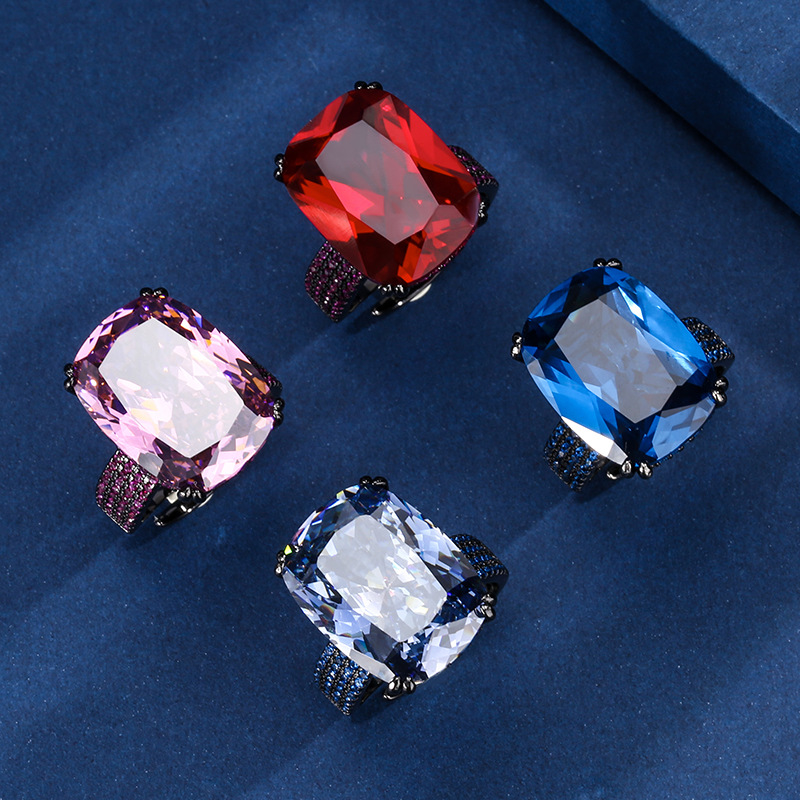 Otoño e invierno nuevo estilo Zhuang Shengsheng joyería fondo de cobre chapado en oro simulación de moda anillo de corindón rojo piedra principal femenina 15*20