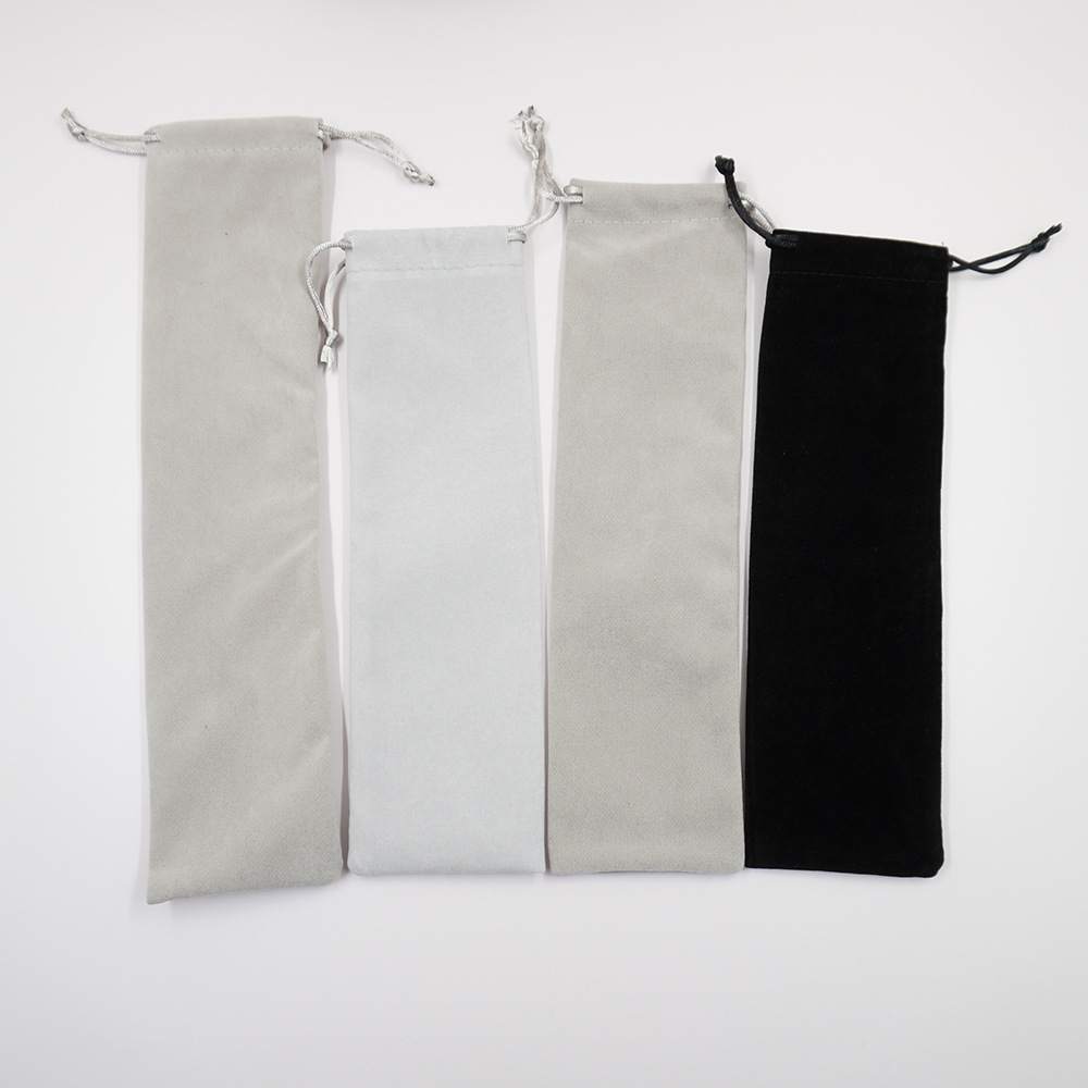 En stock selfie stick negro franela con cordón bolsillo 8*29 caña de pescar hardware vajilla bolsa embalaje se puede utilizar en varios tamaños