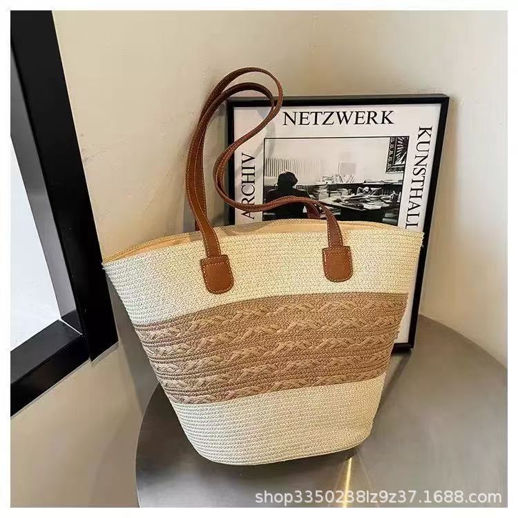 Five-part debate—off-white card color