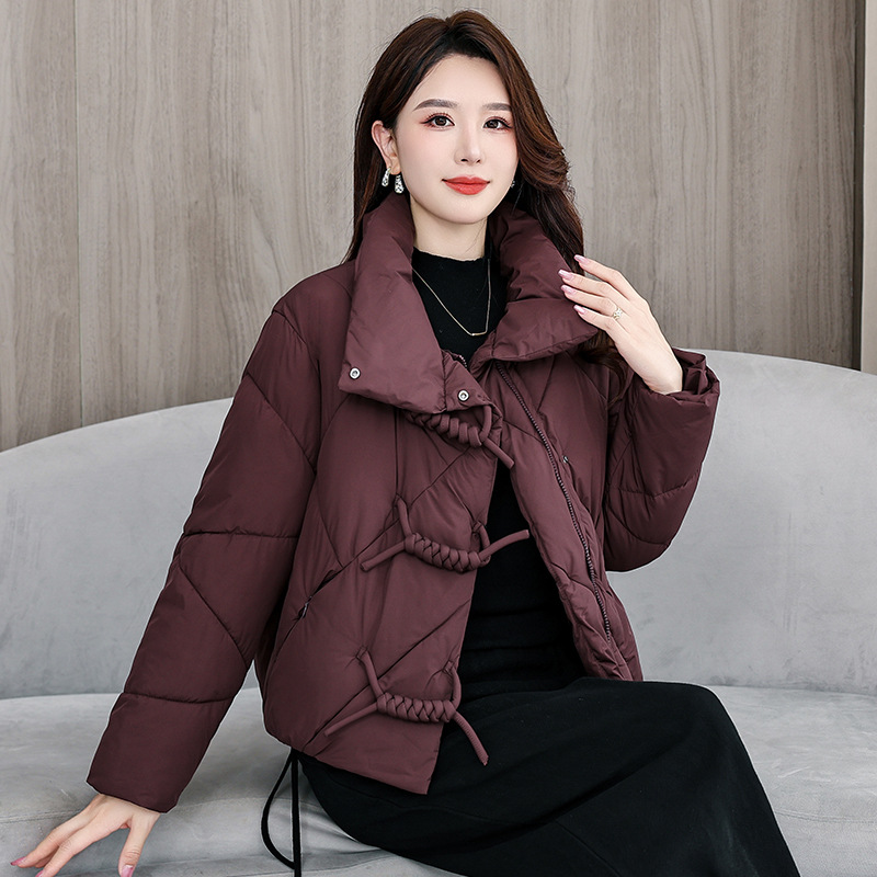2025 invierno nueva ropa de algodón mujer corta sensación de diseño pequeño hombre pequeño coreano inns estudiantes pan chaqueta de moda image 4