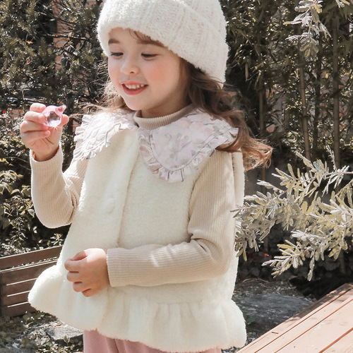 2024 Winter Strawberry Shan Korean Children's Clothing Children's Girls Fashionable Printed Lapel Plush Short Vest