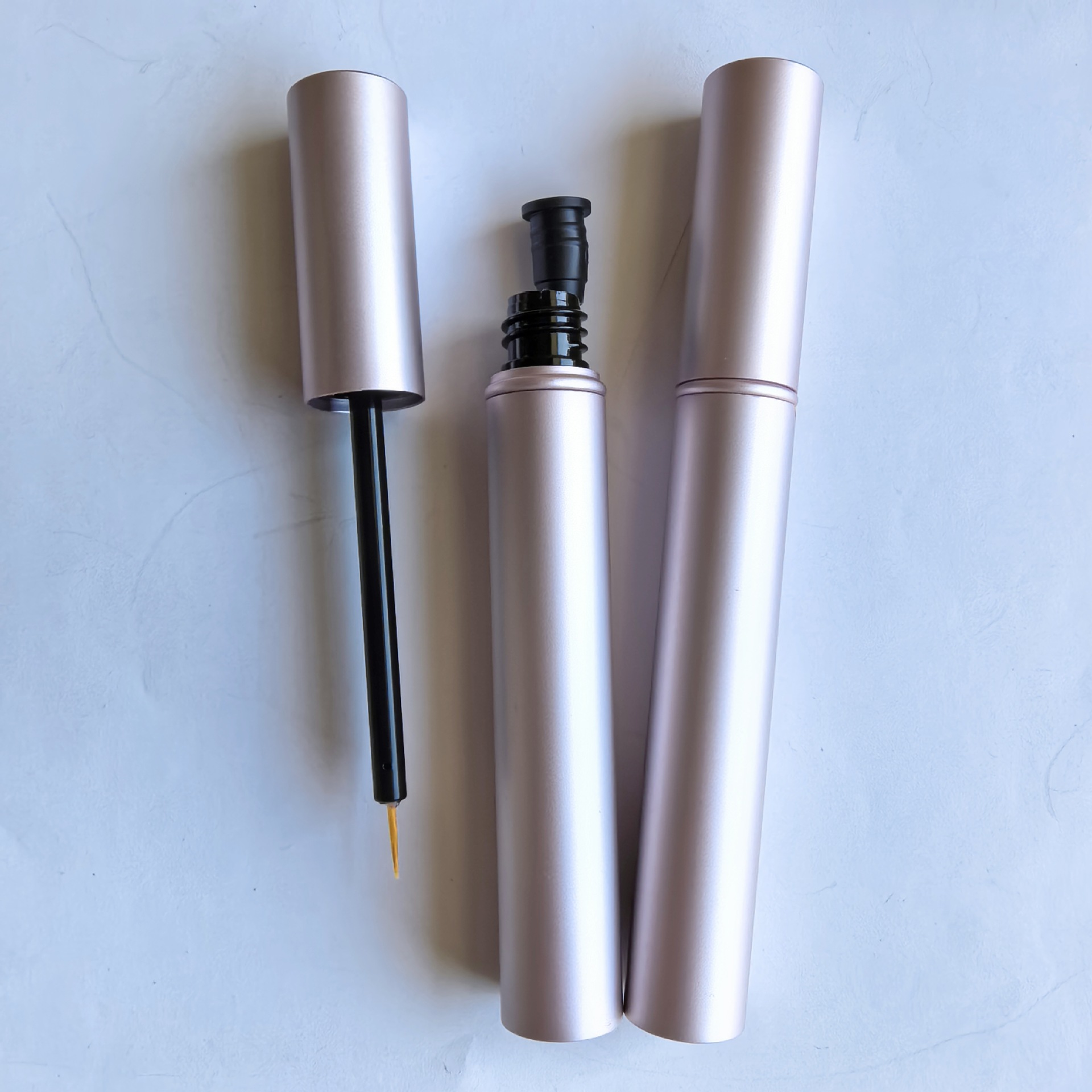 Aluminio todo oro rosa rimel botella vacía 4ml crecimiento líquido tubo vacío manga tubo de aluminio delineador VE botella de pegamento