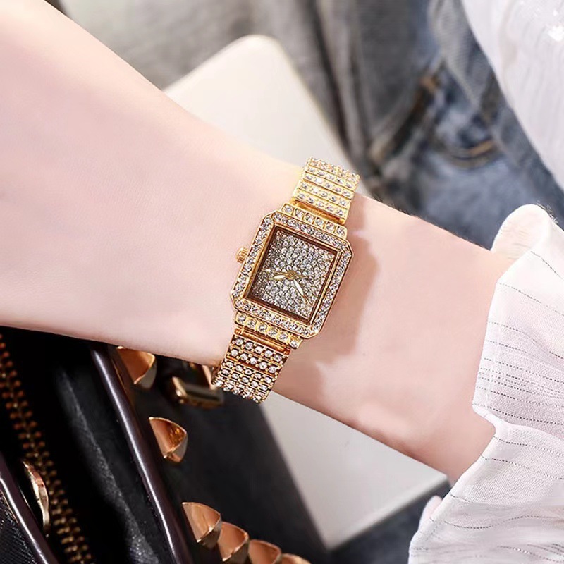 Orologio da donna di vendita calda, orologio al quarzo con diamanti quadrati in cristallo lucido, adatto per scatola regalo, orologio da studente alla moda, tutto in uno_voghion.com