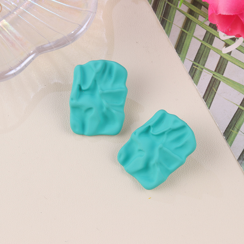 新しい夏の新鮮でハイエンドのキャンディーカラーの不規則なプリーツスクエアアクリルシンプルで多用途なイヤリング|undefined