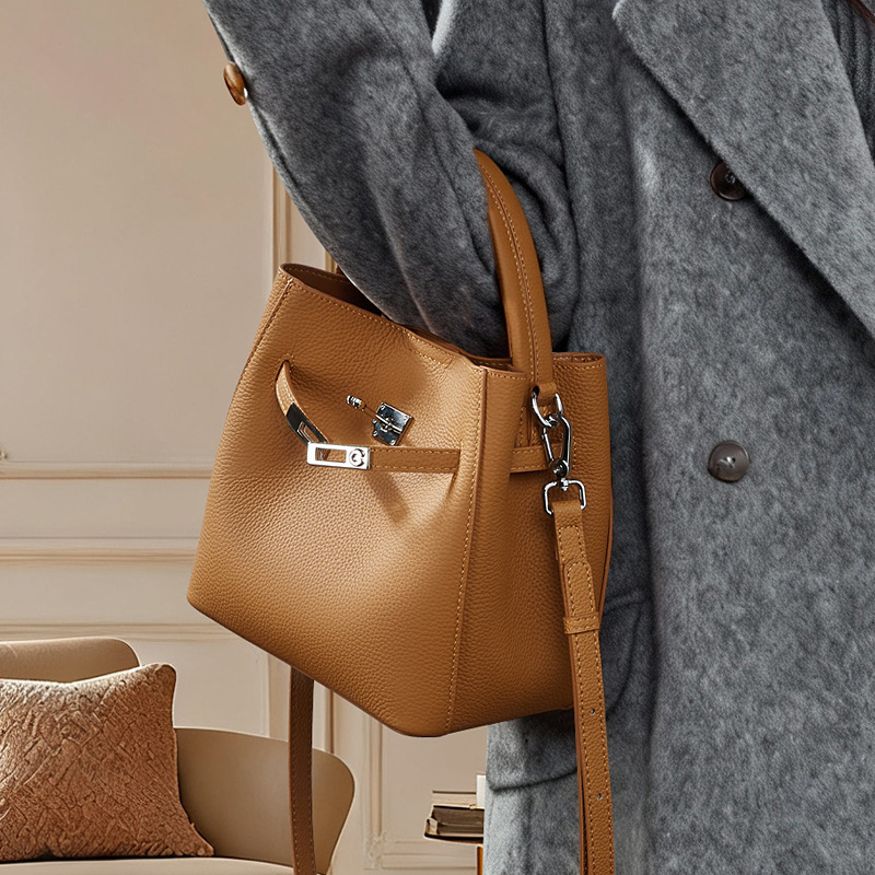 Bucket Bag Top Layer Cowhide Versatile Genuine Leather Tote Basket Commuter High-Quality Textured Single Shoulder Women's Fashion Crossbody Bag