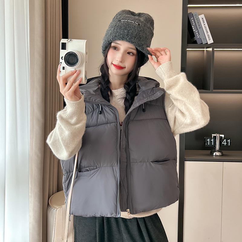 Korean Style 2025 Autumn and Winter New Puff Ultra-Light Cotton Vest Women's Fashion Hooded Loose Vest Fashionable Waistcoat Korean Style 2025 Autumn and Winter New Puff Ultra-Light Cotton Vest Women's Fashion Hooded Loose Vest Fashionable Waistcoat