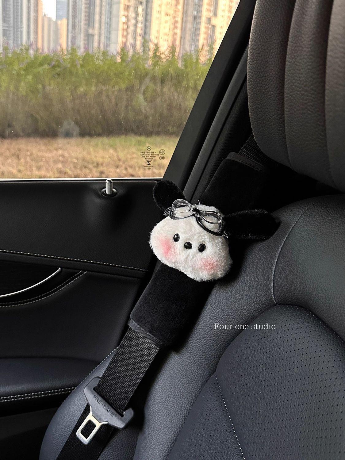 Cute car tissue box, tissue holder, little dog car hanging tissue bag, car decoration, dashboard ornament