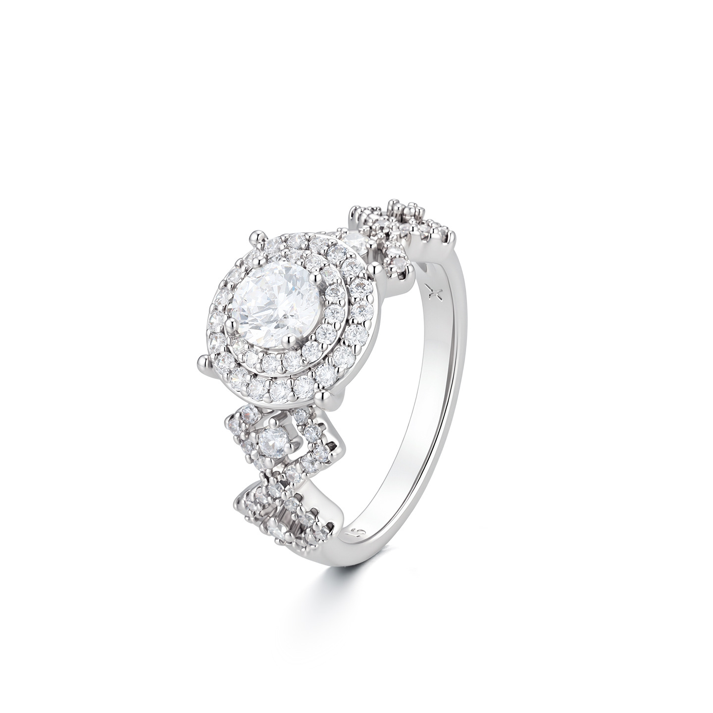Xuping Europa y los Estados Unidos de moda transfronteriza lujosa ligera anillo de boda de dama aleación de cobre chapado en blanco incrustado joyas preciosas artificiales al por mayor