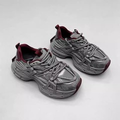 本革の女性靴2024秋の厚い底が高くなりました。