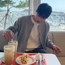 ��ɫ�A�Iᘿ��_����ins�������L��ë���������e�ٴɫ��