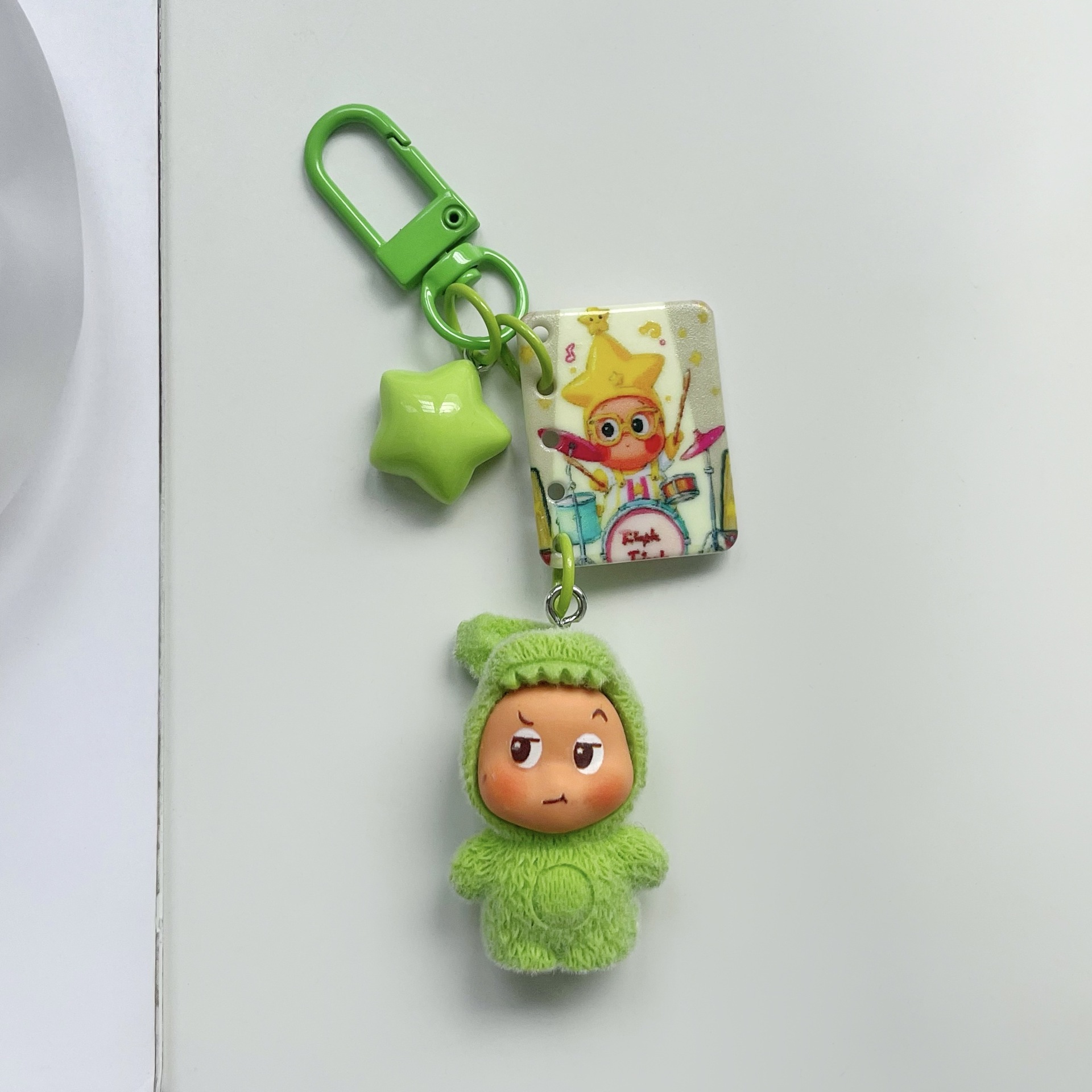 Accesorios de llavero de dibujos animados flocado de estrellas DIY colgante de resina muñeca decorativa colgante de mochila