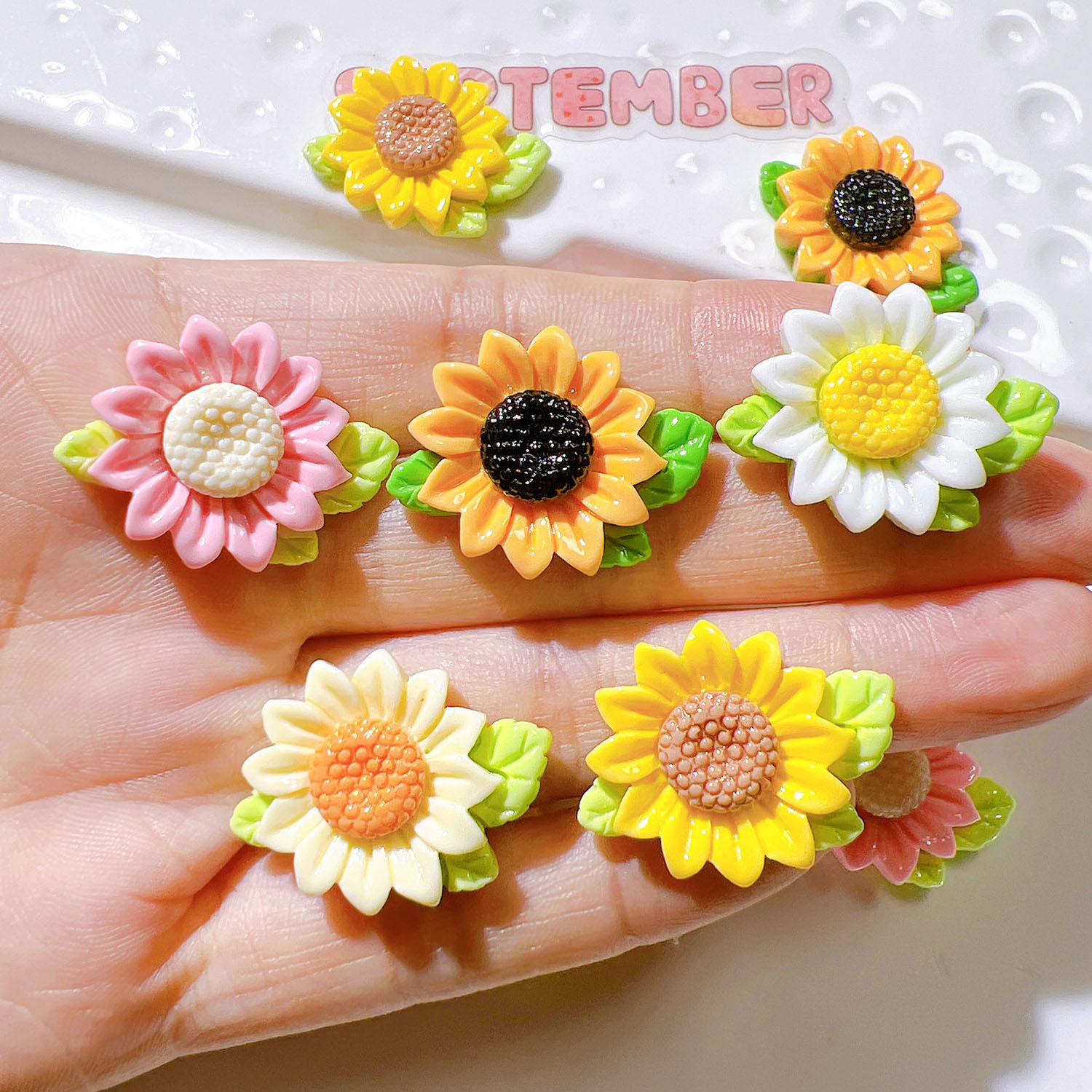 Resin Accessories Wholesale DIY Accessories Handmade Materials Shoe Flower Cup Cream Glue Kidsren's Hair Accessories Green Leaf Sunflower