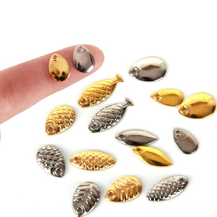 Melon seeds sequins Luya sequins one does not hurt the line Luya fishing bait miniature line set special horse mouth White Stripes sequins