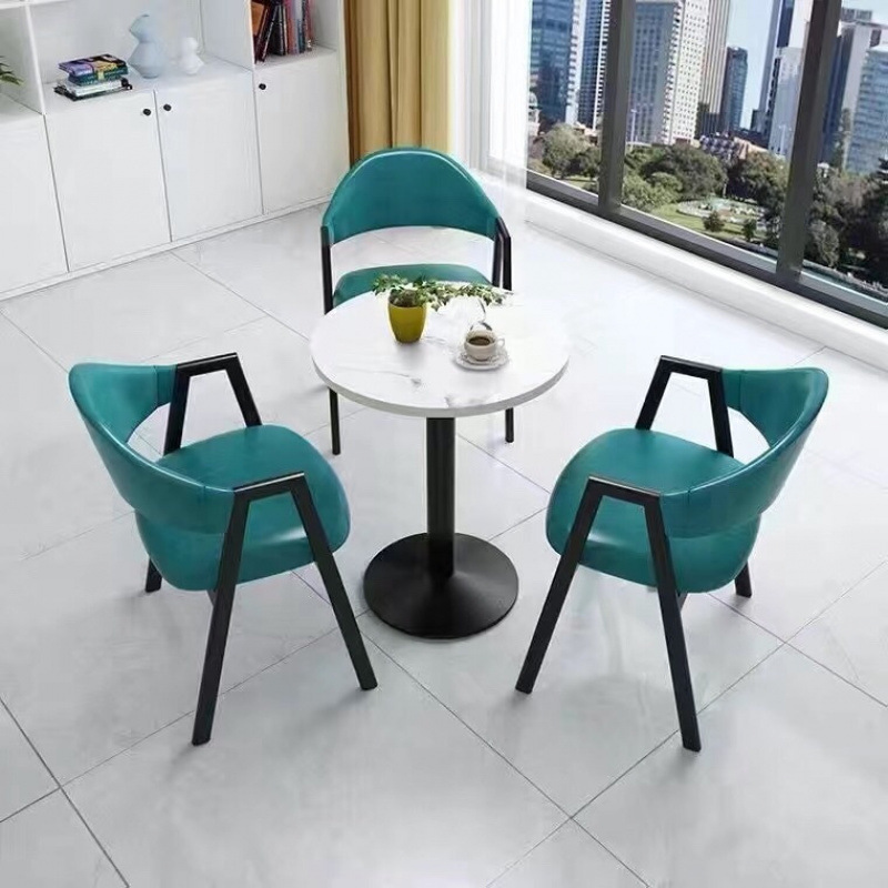 60개의 원형 테이블과 의자 3개 공작 블루 가죽