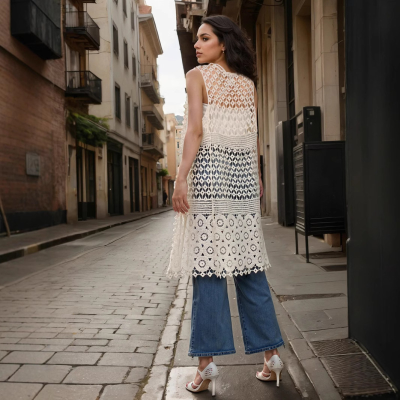 Bohemian Ethnic Style Cut Out Hook Pattern Knitted Sun Protection Cardigan for Women Summer 2025 Mid-Length Layered Blouse Top Bohemian Ethnic Style Cut Out Hook Pattern Knitted Sun Protection Cardigan for Women Summer 2025 Mid-Length Layered Blouse Top