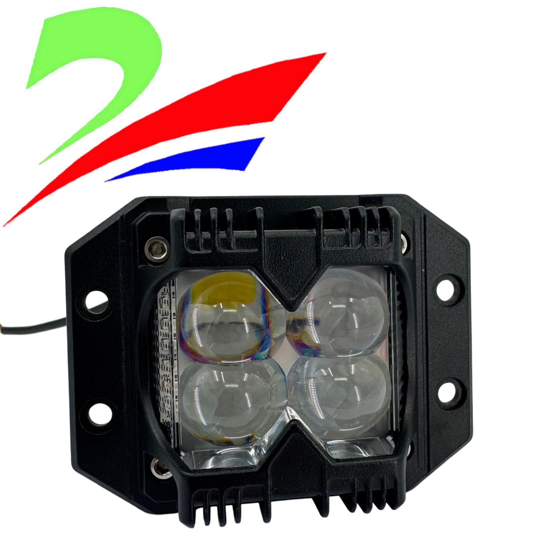 Foco cuadrado de lente LED de cuatro perlas, iluminación ultra alta, resistente al agua, resistente al polvo y resistente a la caída.