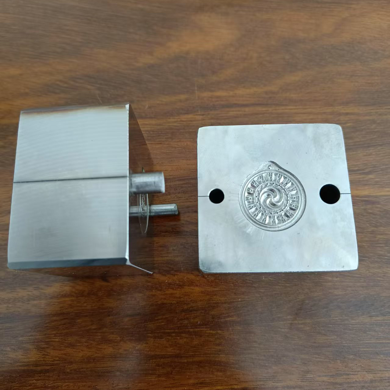 厂家供应吊坠钢模 打金店金银首饰模具金银模具挂件批发