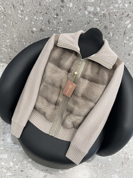 Demi-season white knitted down jacket