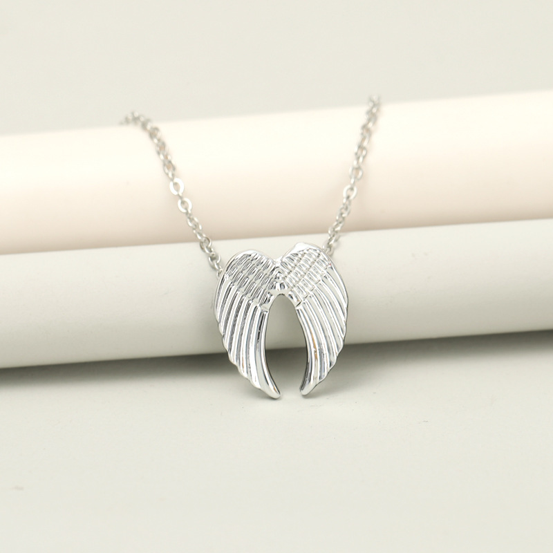 Amazon Shein Temu European and American Cross-Border Hot-Selling Angel Wings Necklace Angel Wings Card Necklace Ins