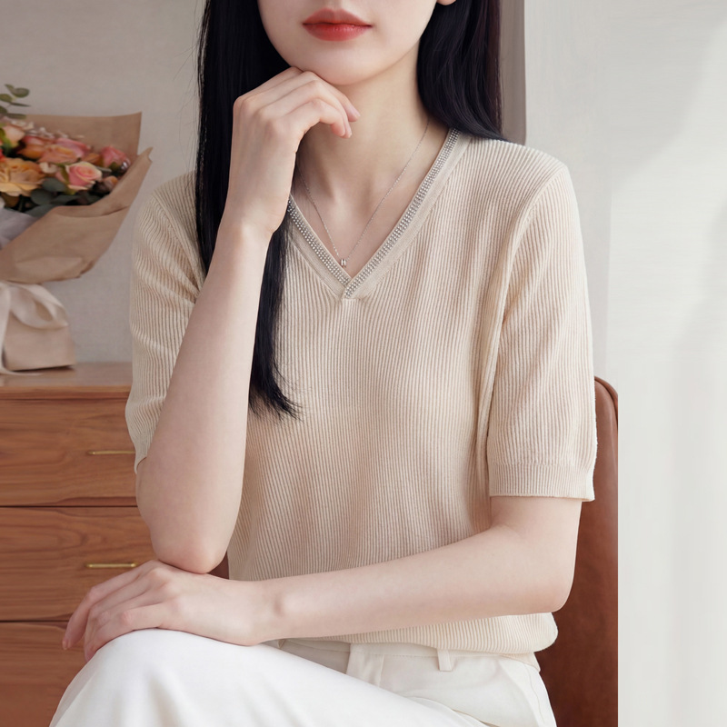 2026 Spring and Summer New Style Tencel Lyocell V-Neck Knitwear Short-Sleeved Women's Diamond-Encrusted Pure Color Loose-Fitting Bottoming Shirt T-Shirt