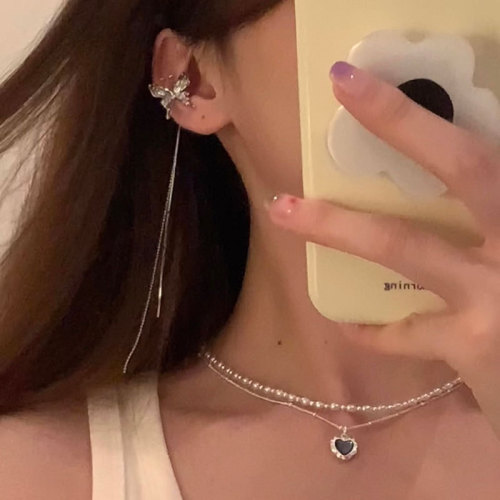 Butterfly tassel ear clips for women - summer, niche design, high-end cold style ear clips, no piercing earrings, ear hooks, earrings accessories