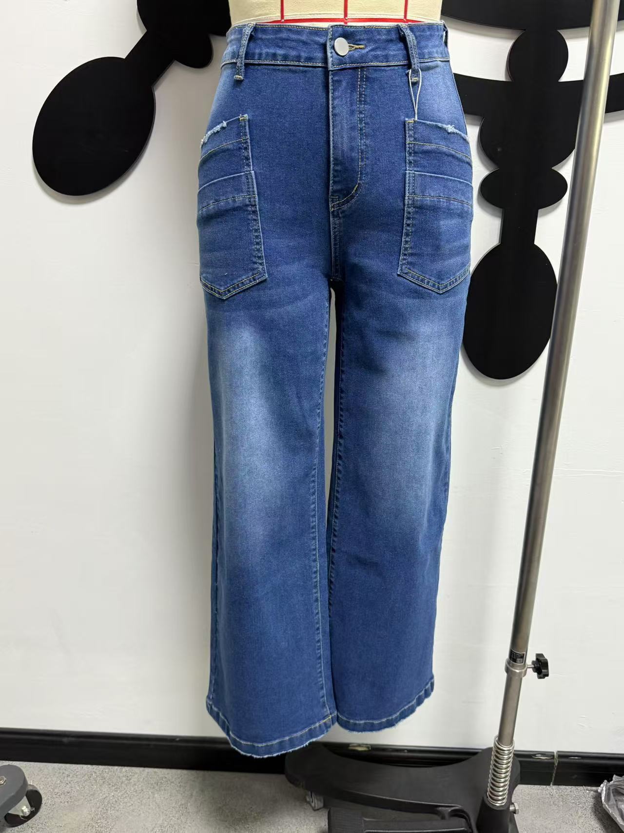 Women's Clothing Mid-Rise Wide Leg Jeans Retro Washed Cuffs Frayed Hem Slanted Pockets Cropped Length Denim_ecoleips.com