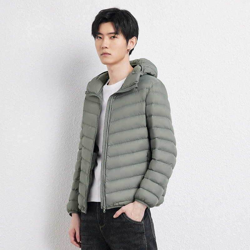 Легкая короткая пуховая куртка 2025 года, новая мужская модель на осень-зиму, с капюшоном, больших размеров, с наполнителем из 90% белого утиного пуха, модная.