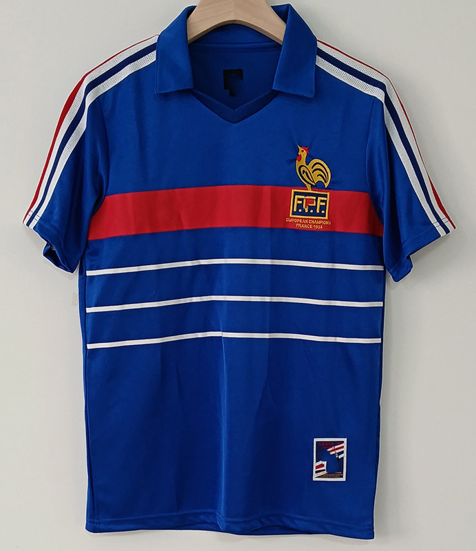 クラシックレトロホーム＆アウェイブラジルフランスイタリアスペイン代表サッカー半袖スポーツTシャツシリーズ|undefined