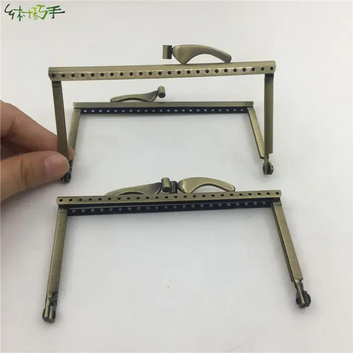 厂家供应手袋密口铰，款式新颖 包铰，手袋五金