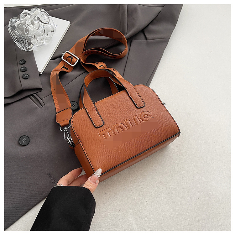 Bolso de mano con letras transfronterizas para mujer bolso Boston de gran capacidad color puro estilo occidental retro cuero suave temperamento moda bolso diagonal