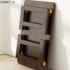 折り畳み可能なテーブルは窓のオンドルのテーブルに座ることができます。
