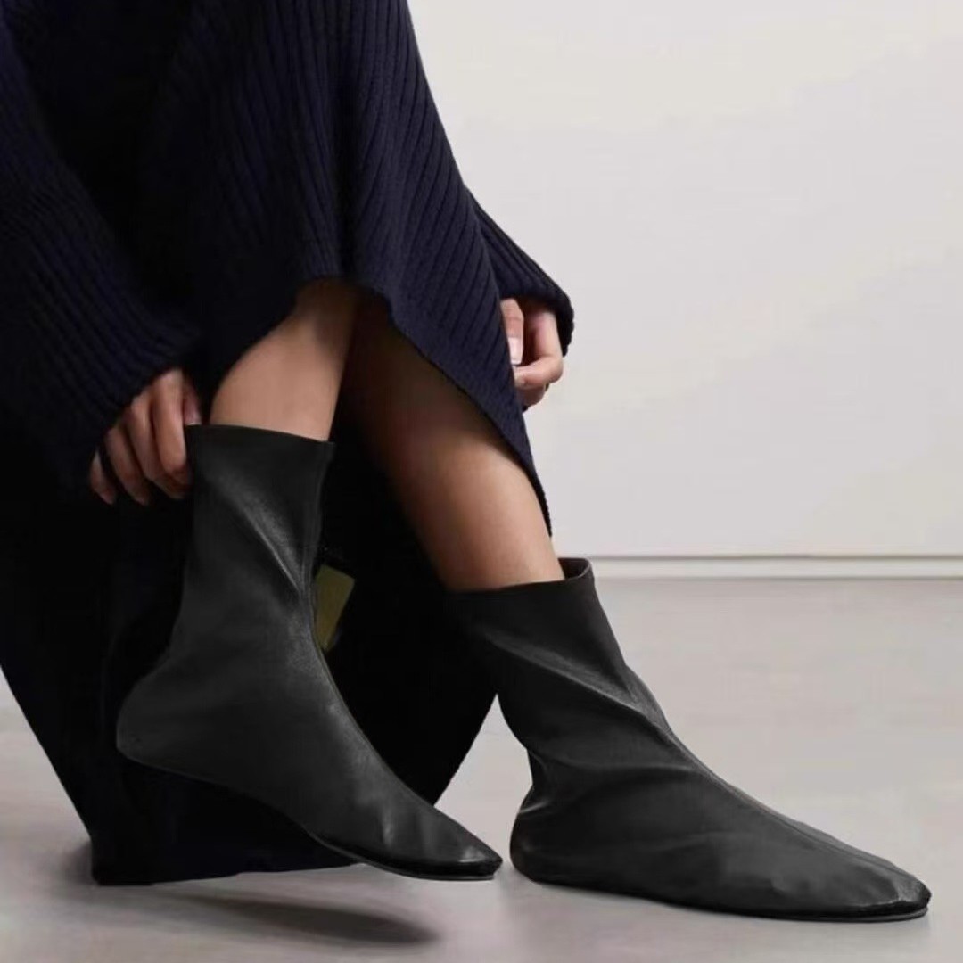 牛皮版~25年新款简约侧拉链真皮短靴平底方头百搭软皮切尔西女靴