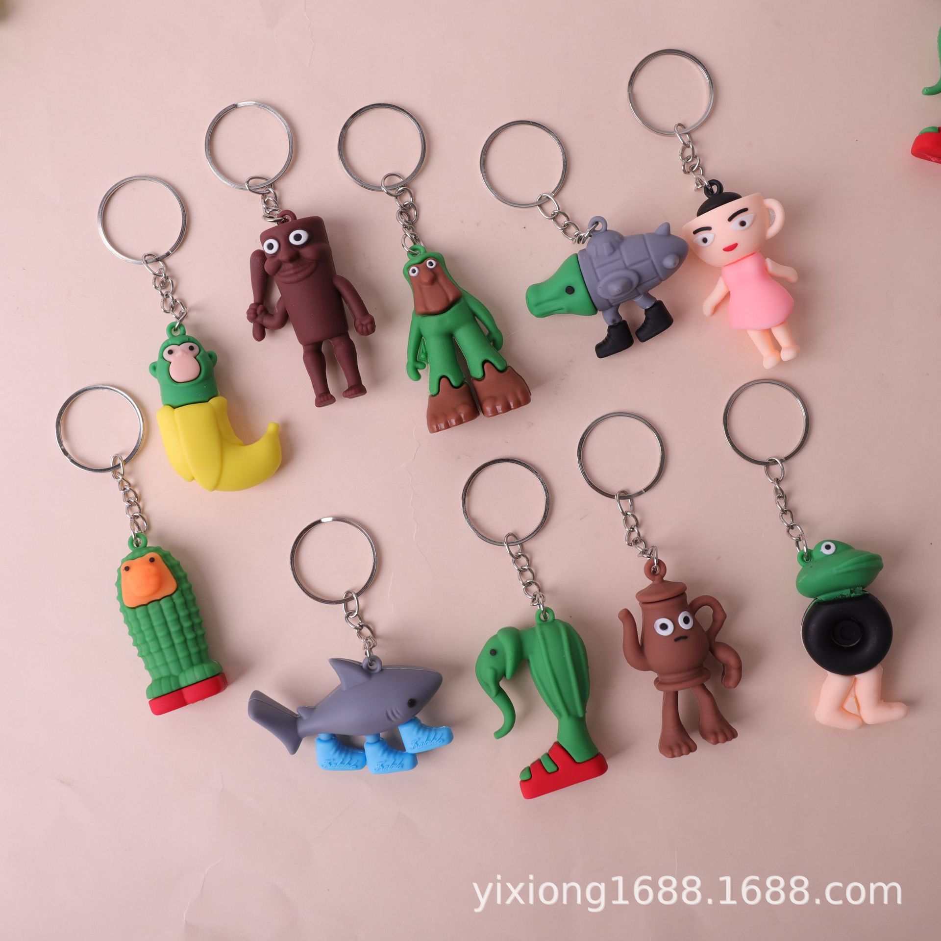Colgante de hombre de palo de madera transfronterizo Douyin Hot Terrier versión extranjera de Shanhaijing llavero divertido mano abstracta caja ciega accesorios