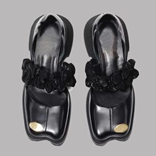 ��ͬ�����ЬŮ2024�����¿�^���һ�֎�СƤЬ���߆�Ь