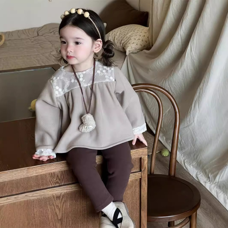 子供の秋のスーツの韓国の子供服の赤ちゃんの服の女の子の子供服のシャツの底のズボンのスーツの赤ちゃんの深い秋の服|undefined