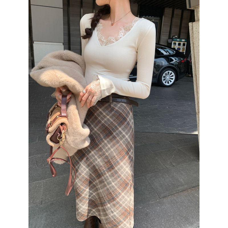 极简高级感白色蕾丝花边v领长袖t恤女2025新款早秋单穿气质小上衣|undefined