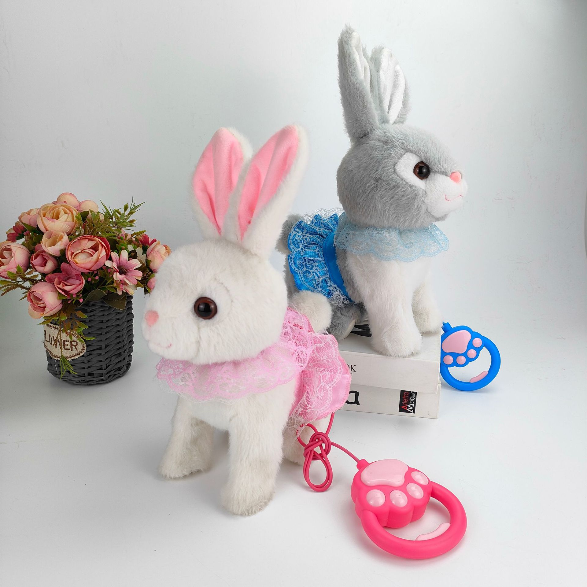 厂家直销批发毛绒玩具兔子唱歌走路牵绳儿童玩具宝宝礼物公仔兔兔