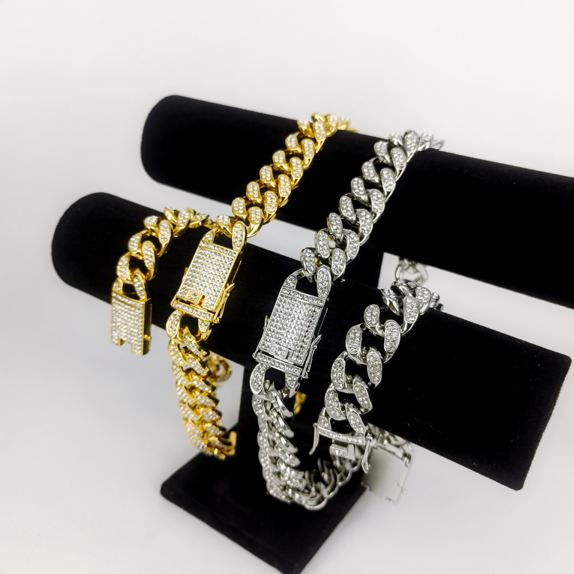 New Alloy Cuban 20mm Thick Full Diamond Bracelet Necklace Circular Chain Design Hip Hop Style_voghion.com