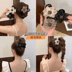 高级感网纱水钻花朵抓夹女2025新款鲨鱼夹高马尾发夹后脑勺夹发饰