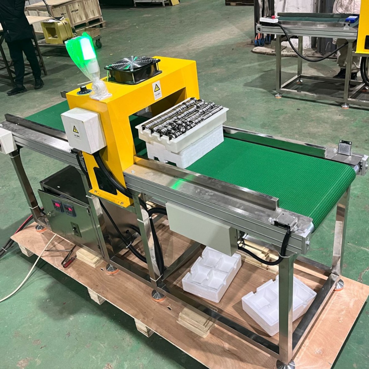 自动化链条式退磁器 网带退磁机高精度 剩磁小效率高  翔源磁电