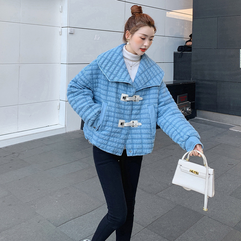 Navy Collar White Duck Down Jacket 2023 New Women's Fashionable Age-reducing Western Style Belt Buckle Down Jacket for Women