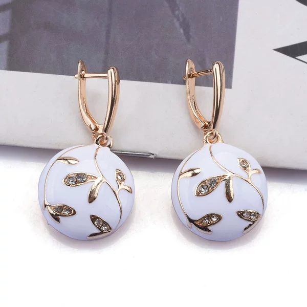 2023 European and American summer new earrings alloy drop oil earrings fashion geometric niche high sense Jewelry earrings