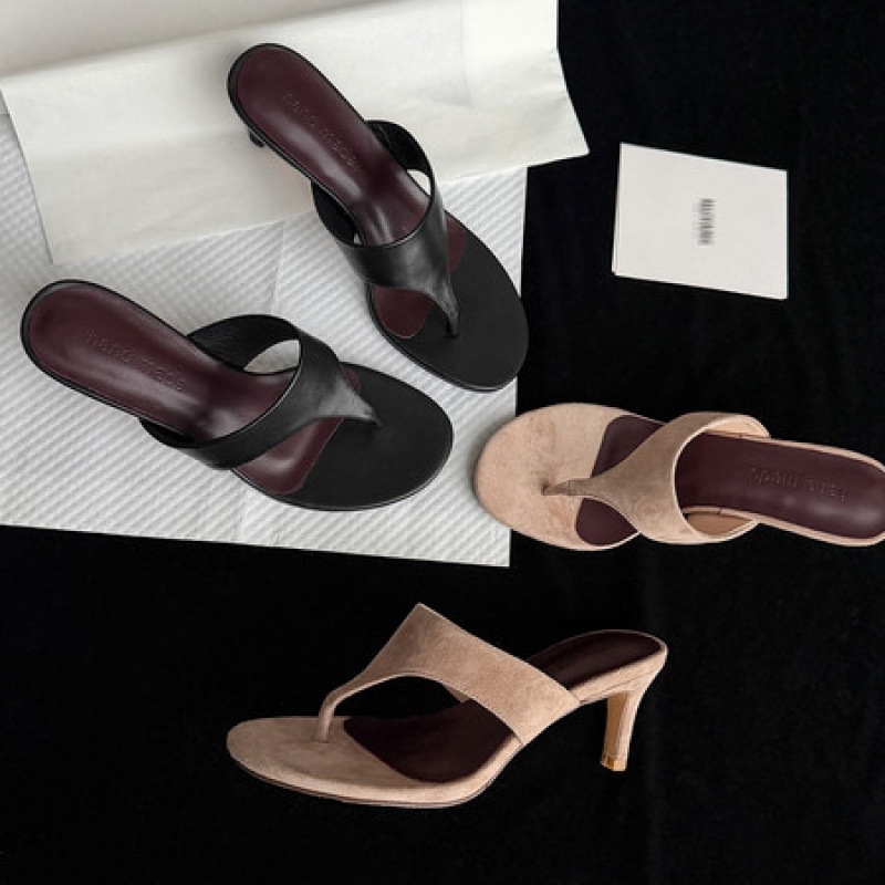 Retro-style minimalist thong-strap stiletto sandals for women, super versatile and stylish flip-flops, versatile high-heeled sandals