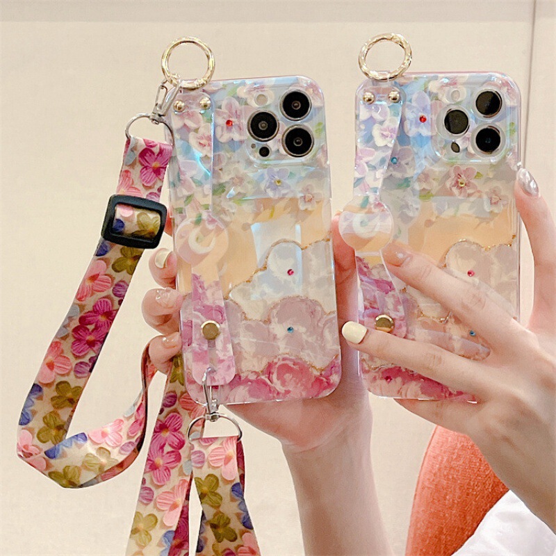 Ins Girl's Pink Peach Blossom Wristband Apple 16Pro Mobile Phone Case iPhone15/13 Rhinestone Oil Painting Cherry Blossom Applicable