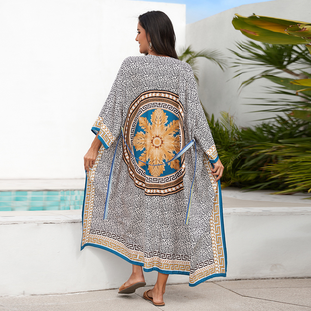 Transfronterizo europeo y americano posicionamiento impreso playa blusa suelta más tamaño vestido bikini ropa exterior traje de baño chaqueta 3899