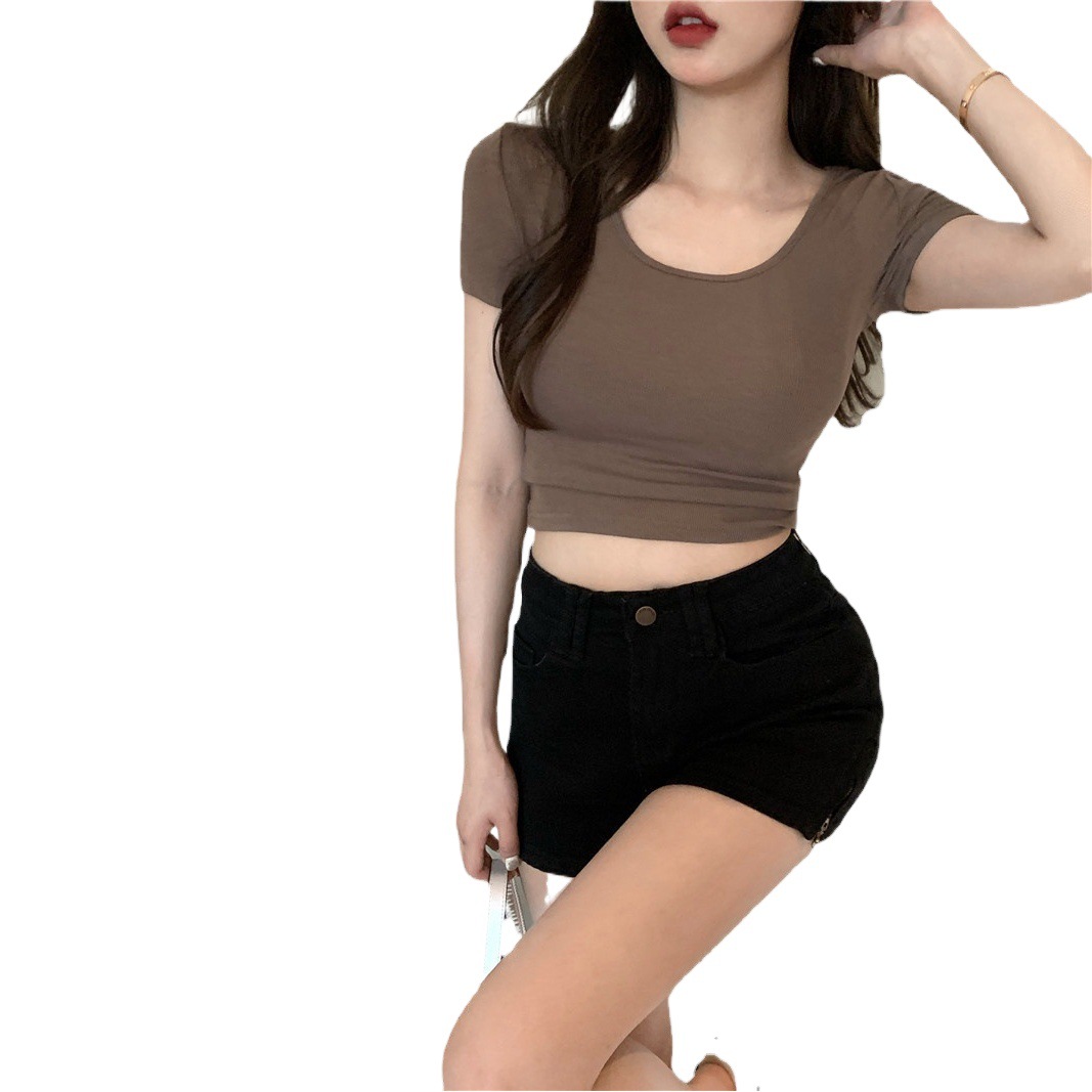 Camiseta de verano para mujer, top corto ajustado blanco de moda, estilo Pure Desire, top de manga corta ajustado dulce y picante, nuevo modelo 2026.